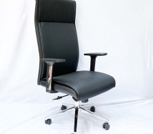 Ghế văn phòng chân xoay nệm simili có chức năng ngả lưng TM6635