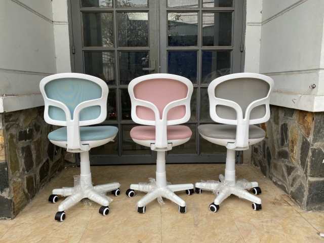 Ghế xoay nhập khẩu khung trắng mẫu mới siêu xinh TM006