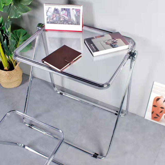 Bàn gấp trong suốt phong cách tối giản siêu đẹp