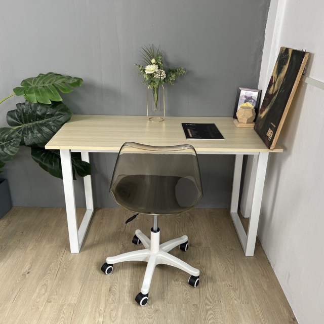 Ghế Xoay Nhựa Trong Suốt có nệm TM192