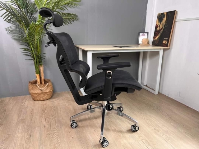 Ghế văn phòng công thái học cao cấp chân xoay có tựa đầu spirit