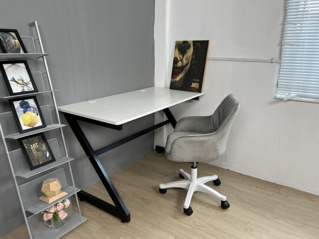 Ghế xoay trang điểm, học tập, làm việc TM409