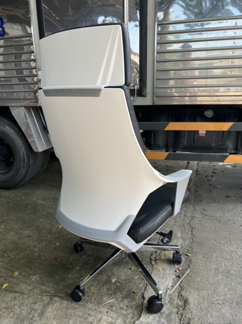 Ghế văn phòng lưng cao bọc da sang trọng TM6101A
