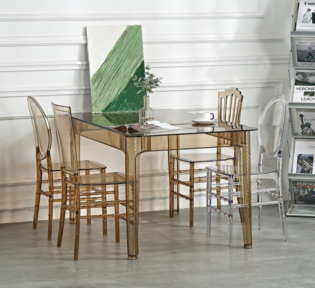 Bàn ăn mặt kính cường lực khung nhựa PC cao cấp GHOST TABLE