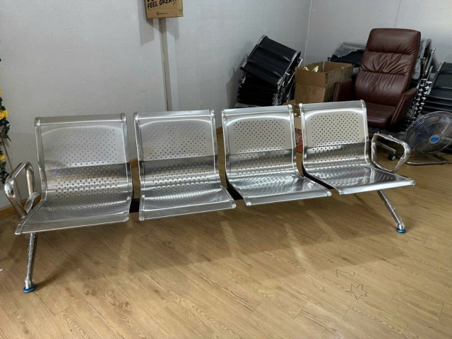 Ghế băng chờ inox 4 chỗ ngồi nhập khẩu