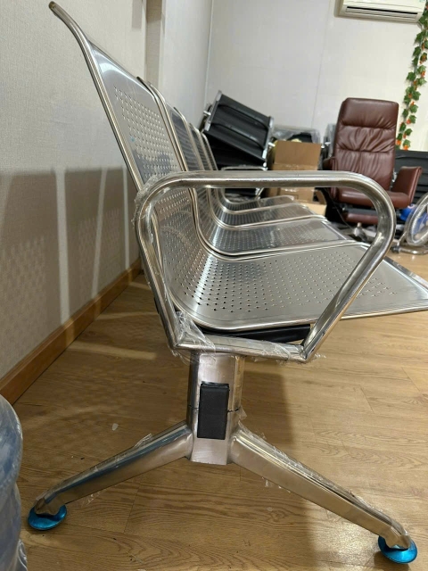 Ghế băng chờ inox 4 chỗ ngồi nhập khẩu